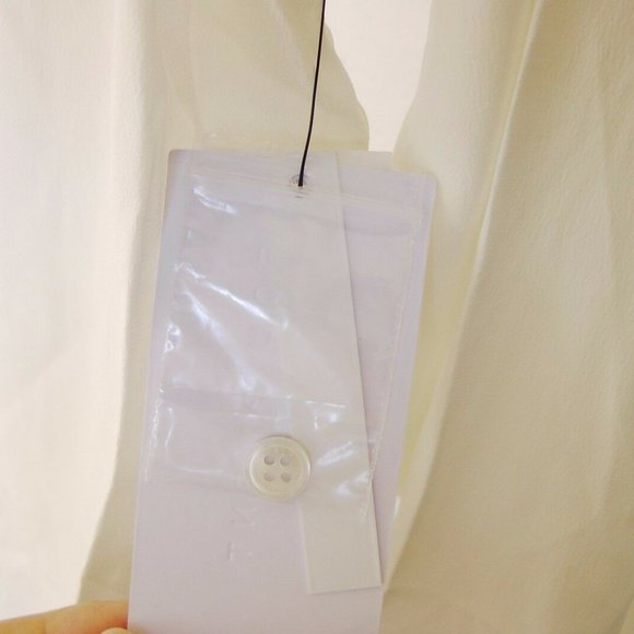 NWT EQUIPMENT Brett Silk Shirt Blouses– Nature White, Work to Weekend Staple - Picture 6 of 7